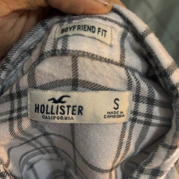 Hollister Women Small White Gray‎ Plaid Boyfriend Fit Long Sleeved Button Down - Picture 7 of 7
